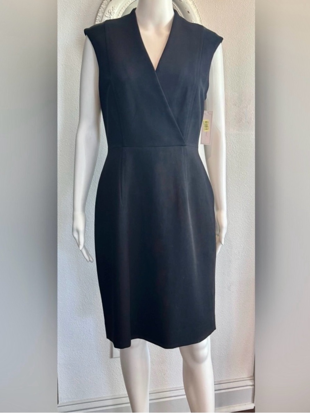 NWT Katherine Kelly Black Sleeveless Sheath Dress 6